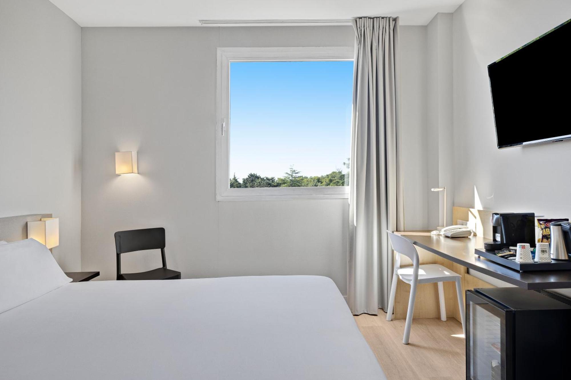 B&B Hotel Madrid Pinar De Las Rozas Exteriör bild