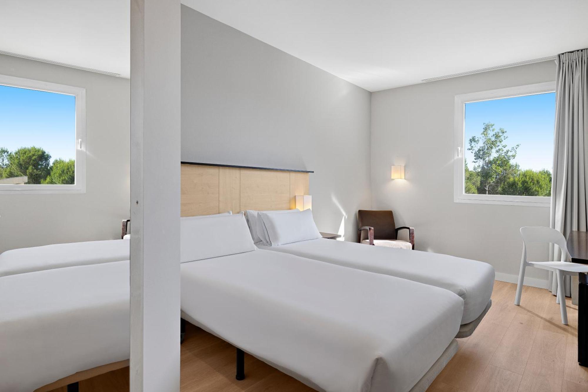B&B Hotel Madrid Pinar De Las Rozas Exteriör bild