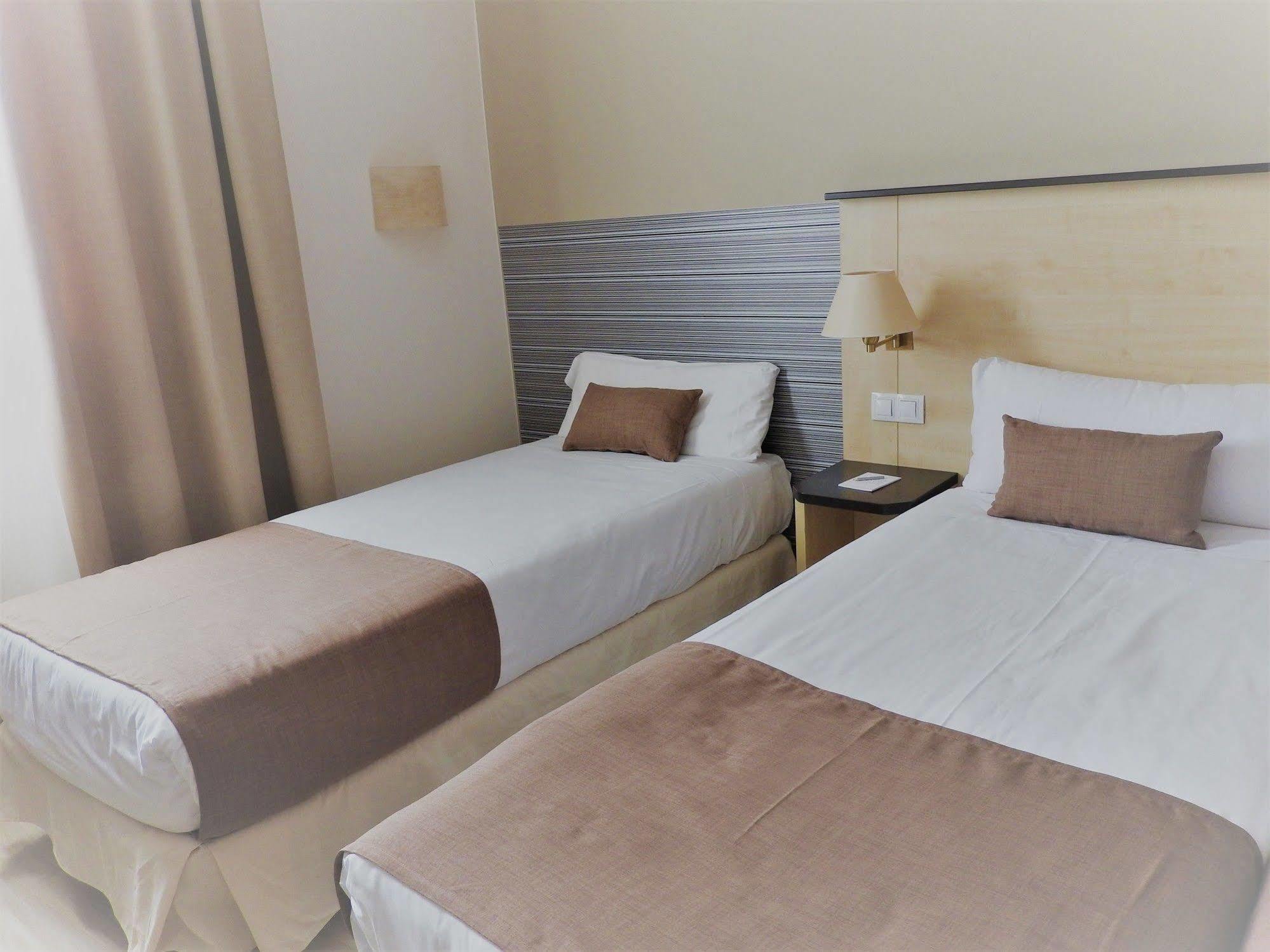 B&B Hotel Madrid Pinar De Las Rozas Exteriör bild